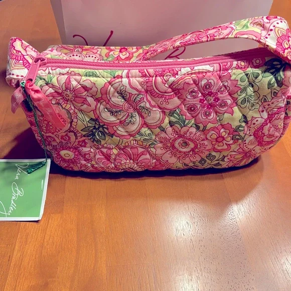 Vera Bradley Pink Bag and Mini Wallet Set.  All new with original gift bag. - Picture 4 of 12